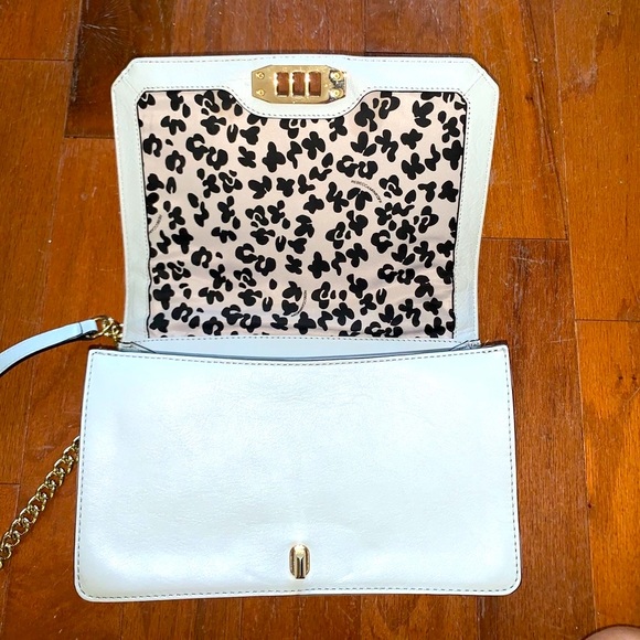 Rebecca Minkoff love crossbody perfect condition - Picture 5 of 6